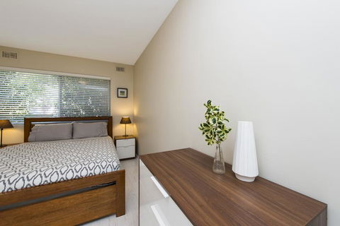 Townshend Rd - Accommodation Gold Coast 23