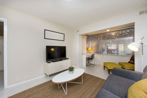 Townshend Rd - Accommodation Gold Coast 7