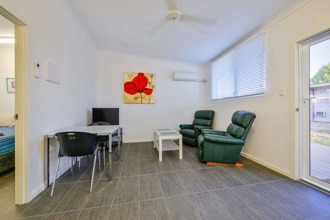 Getaway Villas Unit 384 - Gold Coast 4U 2