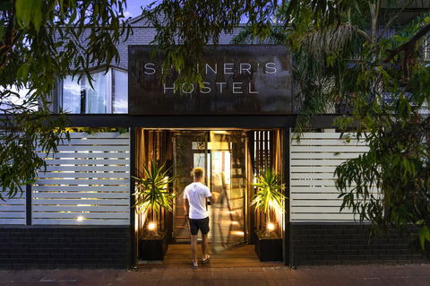 Spinners Hostel - Gold Coast 4U 0