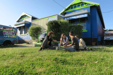 Planet Inn Backpackers - Accommodation Gold Coast 2