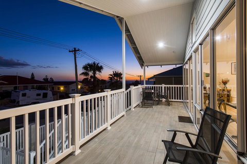 North Beach BnB - Accommodation Gold Coast 2