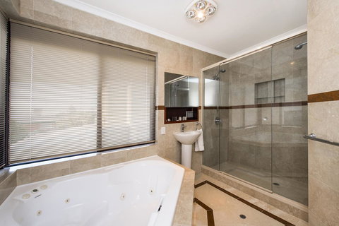 North Beach BnB - Accommodation Gold Coast 14