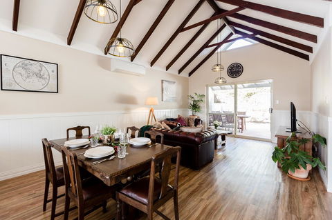Maison Magnolia - Spacious Cozy Town House - Gold Coast 4U 1