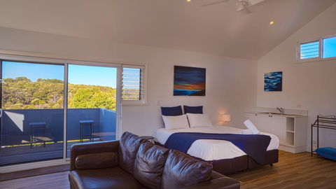 The White House At Wallcliffe Farms - Gold Coast 4U 25