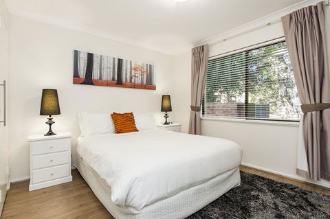 Forrest St - Gold Coast 4U 11
