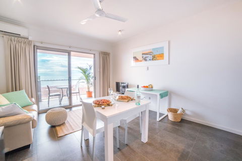 Onslow Beach Resort - Accommodation Gold Coast 3