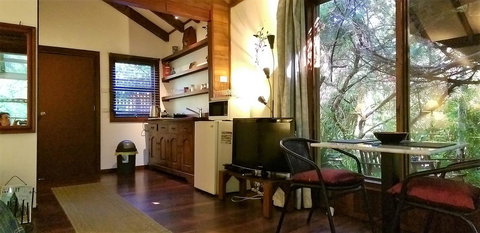 Black Cockatoo Lodge - Accommodation Gold Coast 34