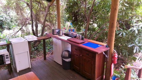 Black Cockatoo Lodge - Accommodation Gold Coast 7