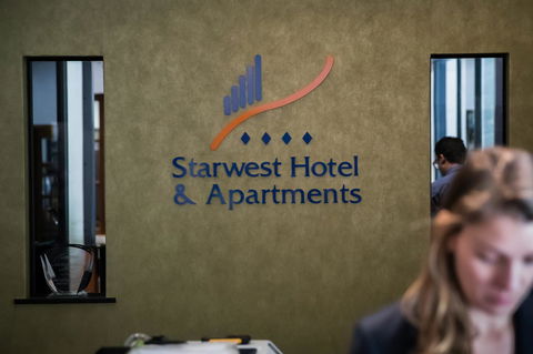 Alderney On Hay â€“ Managed By Starwest Hotel & Apartments - Gold Coast 4U 1
