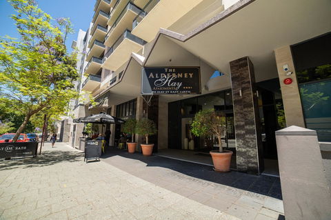 Alderney On Hay â€“ Managed By Starwest Hotel & Apartments - Gold Coast 4U 2