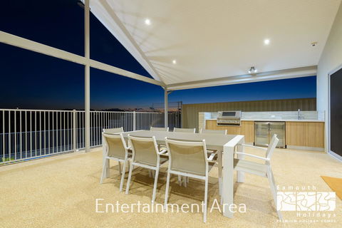 20 Madaffari Drive - Gold Coast 4U 17