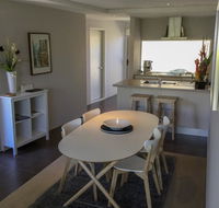 Margaret River Town House - Gold Coast 4U