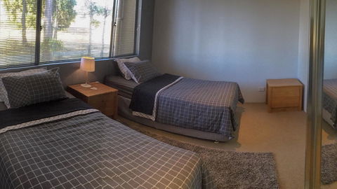 Margaret River Town House - Gold Coast 4U 6