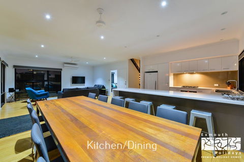 8 Kestrel Place - PRIVATE JETTY & POOL - Gold Coast 4U 4