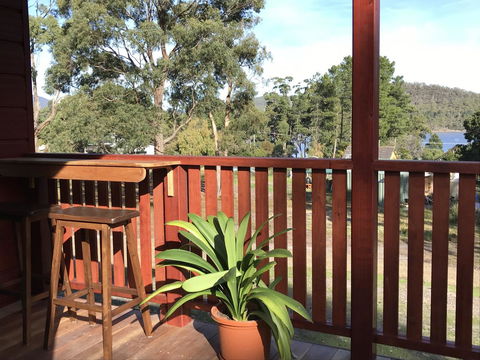 Loma Cottages - Accommodation Gold Coast 9