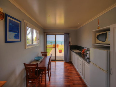 Stanley Village Waterfront Accommodation - Accommodation Gold Coast 14