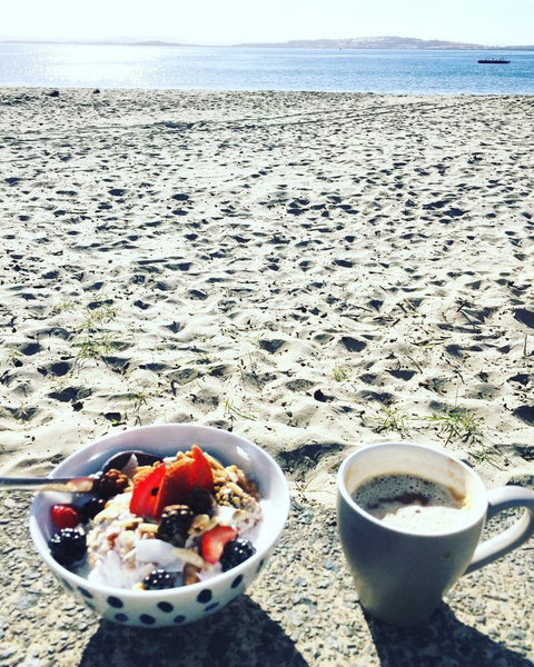 On The Beach Waterfront Apartment - 1 Gold Coast 11