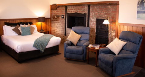Stanley Hotel & Apartments - Accommodation Gold Coast 1