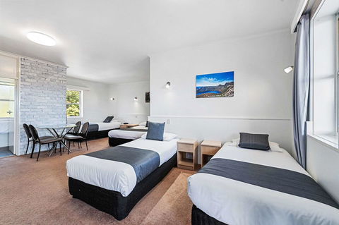 Coach House Launceston - Accommodation Gold Coast 7