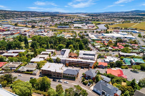 Coach House Launceston - Accommodation Gold Coast 28