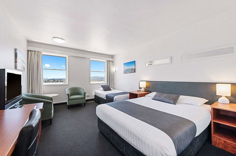 Coach House Launceston - Accommodation Gold Coast 4