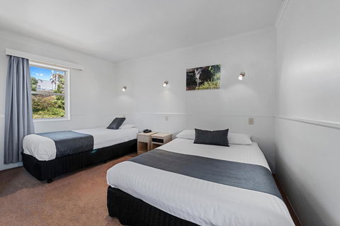 Coach House Launceston - Accommodation Gold Coast 10