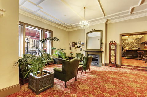 Hadley\'s Orient Hotel - 1 Gold Coast 12