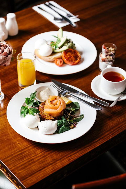Hadley\'s Orient Hotel - 1 Gold Coast 8