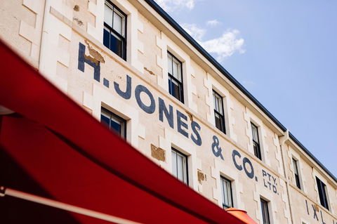 The Henry Jones Art Hotel - Accommodation Gold Coast 0