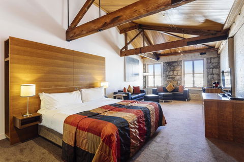 The Henry Jones Art Hotel - Accommodation Gold Coast 6