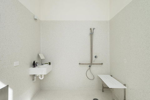 The Florance - Accommodation Gold Coast 40