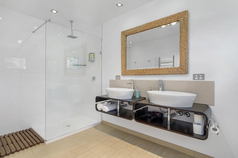 Sunset Bay Escape - Accommodation Gold Coast 13