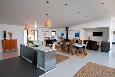 Sunset Bay Escape - Accommodation Gold Coast 39