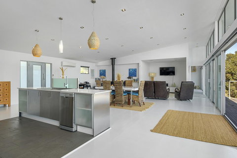 Sunset Bay Escape - Accommodation Gold Coast 20