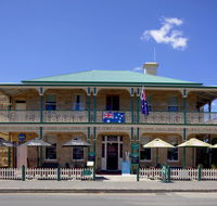 The Richmond Arms Hotel - Accommodation Gold Coast