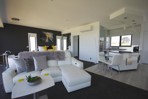 Horizon Deluxe Apartments - Accommodation Gold Coast 1