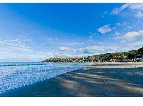 The Ultimate Beach House - 1 Gold Coast 0