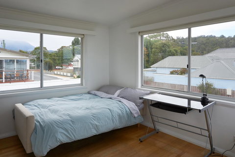 The Ultimate Beach House - 1 Gold Coast 6