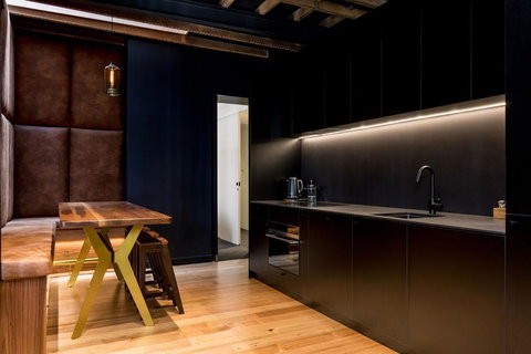 105 Mac Unique Apartments - Accommodation Gold Coast 10