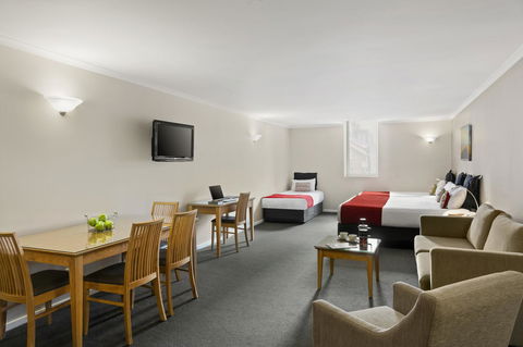 Hobart Waterfront Apartments - Accommodation Gold Coast 3