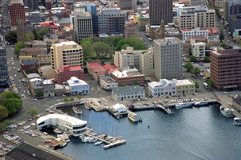 Hobart Waterfront Apartments - Accommodation Gold Coast 6