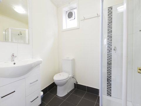 Graham Apartments - Accommodation Gold Coast 10