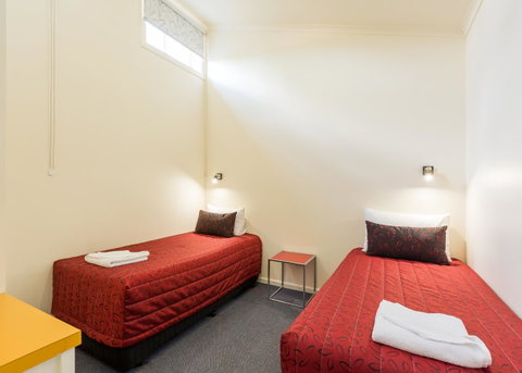 Graham Apartments - Accommodation Gold Coast 7