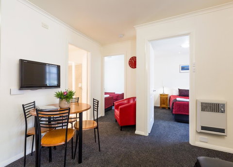 Graham Apartments - Accommodation Gold Coast 3