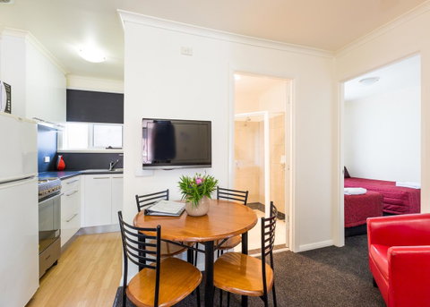Graham Apartments - Accommodation Gold Coast 29