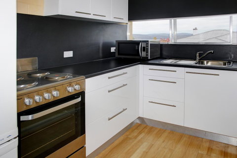 Graham Apartments - Accommodation Gold Coast 12