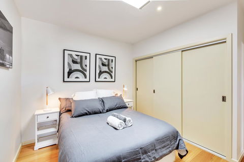 Bellerive Marina View Apartments NO 27 - Accommodation Gold Coast 8