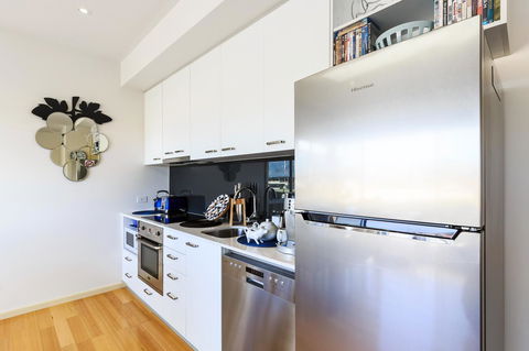 Bellerive Marina View Apartments NO 27 - Accommodation Gold Coast 14