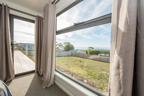 Beach House XIV - 1 Gold Coast 10